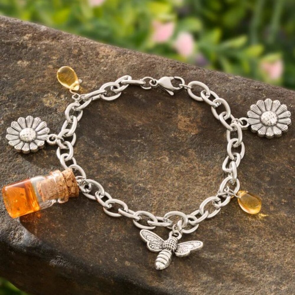 SALE! NWT Bee Daisy Honey Jar Bracelet